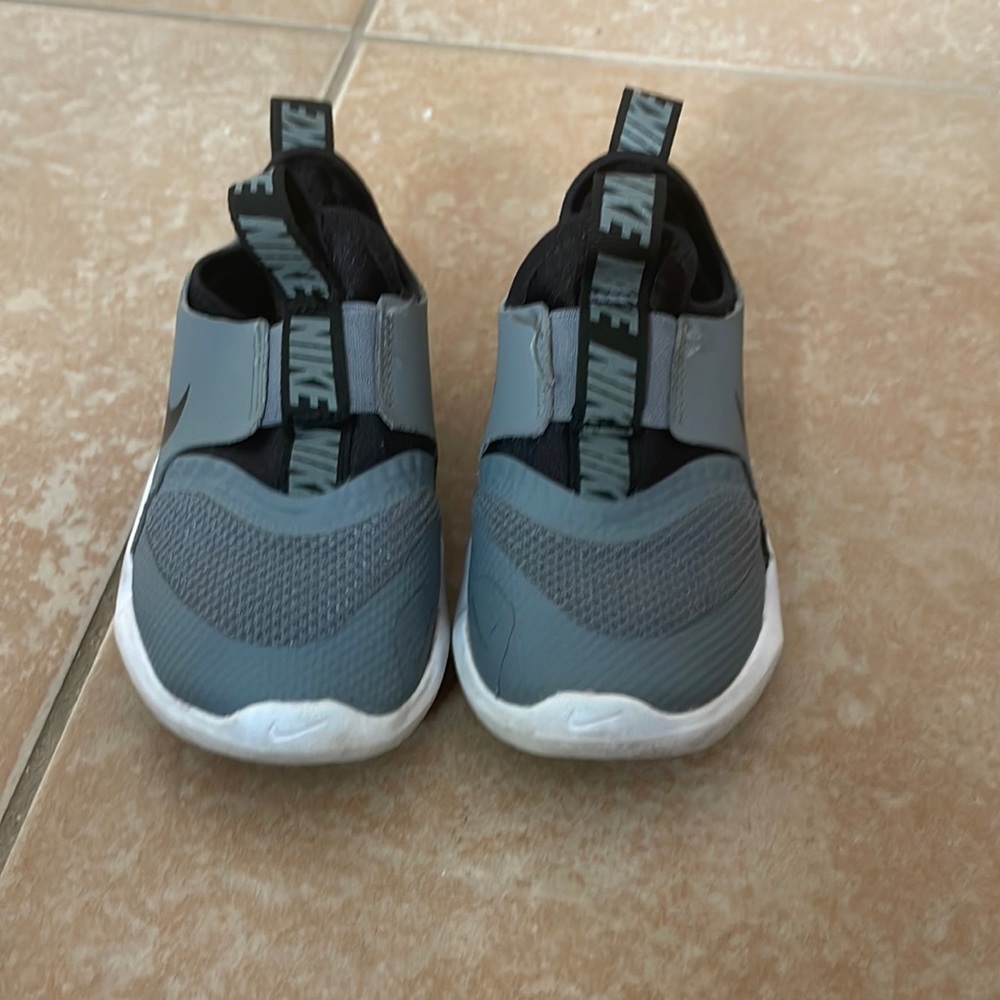 Toddler Nike flex runner
